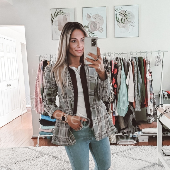 Veronica Beard Dickey gray plaid one button blazer jacket with dickey - Picture 2 of 11